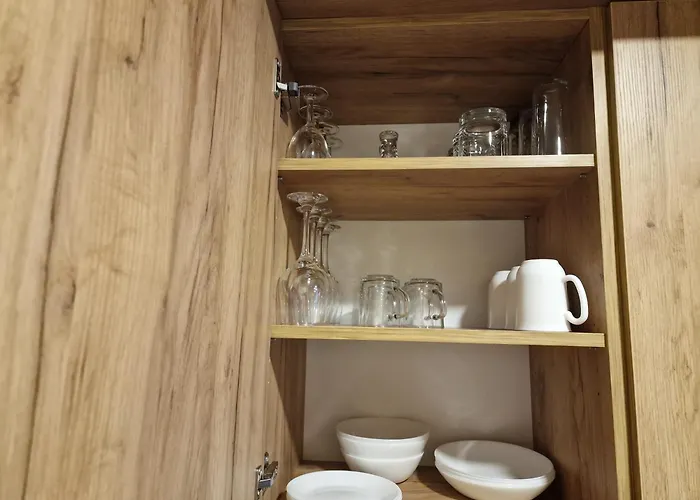 Czarna Gora 239 시에나